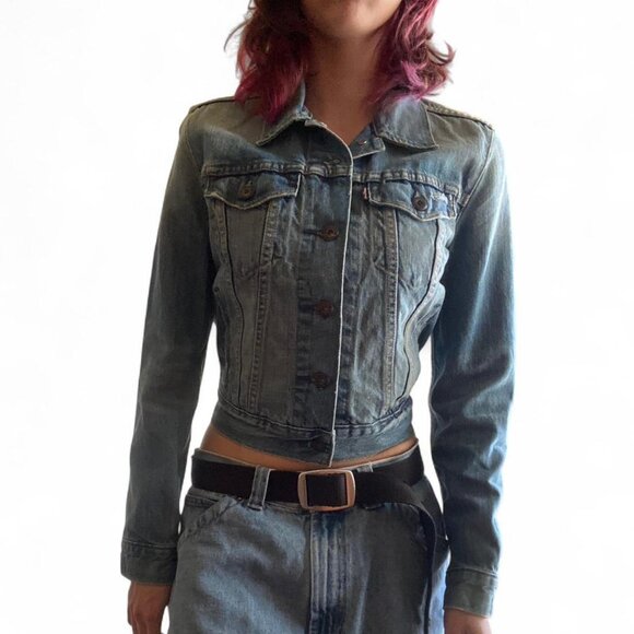 Levi's Jackets & Blazers - Vintage Levi's trucker denim fitted jacket size xs